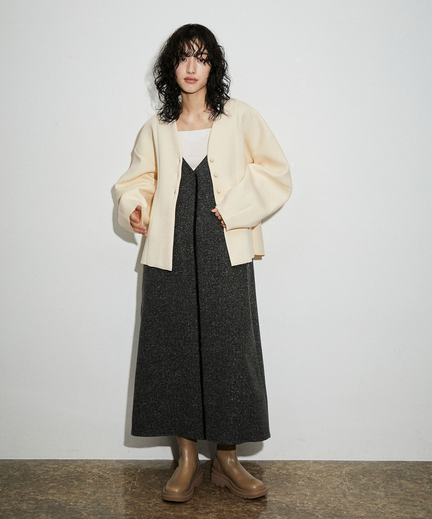 ADAM ET ROPE'「ペプラムダンボールカーディガン」|カーディガン|