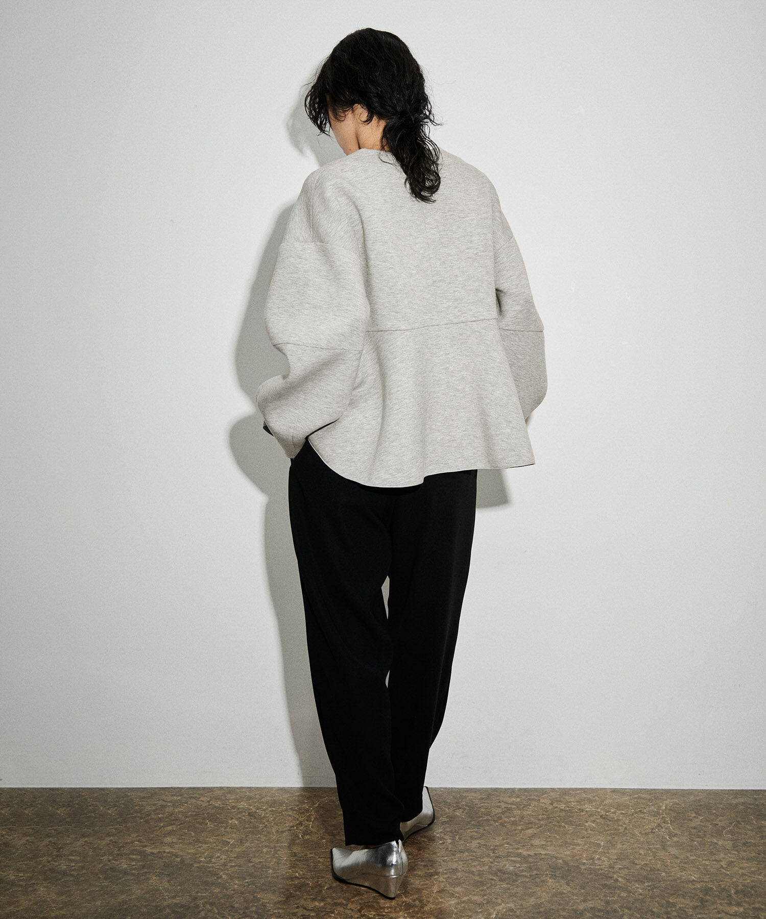 ADAM ET ROPE'「ペプラムダンボールカーディガン」|カーディガン|