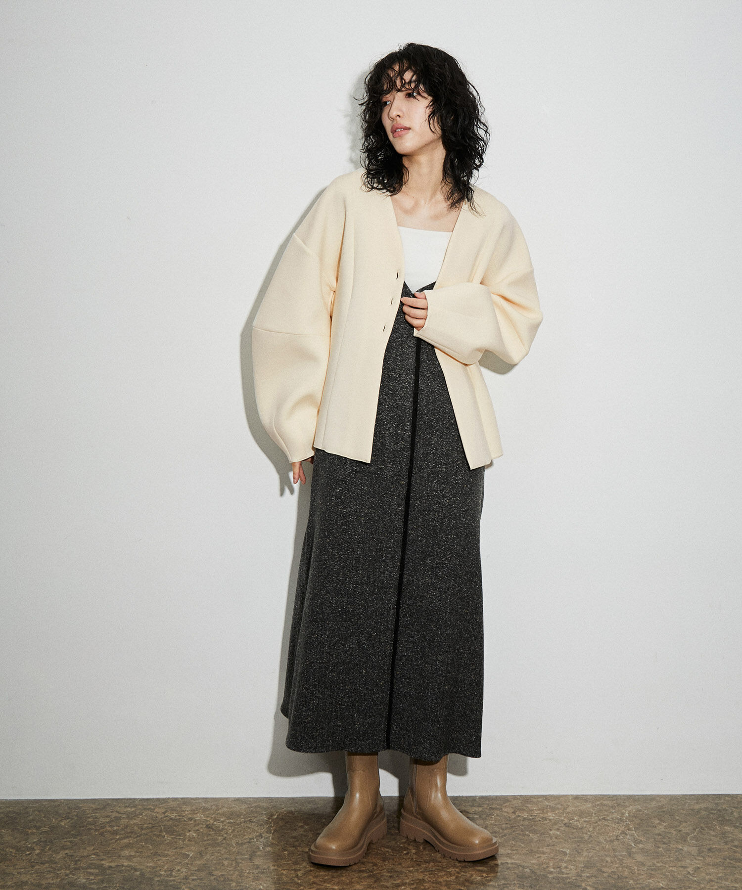 ADAM ET ROPE'「ペプラムダンボールカーディガン」|カーディガン|