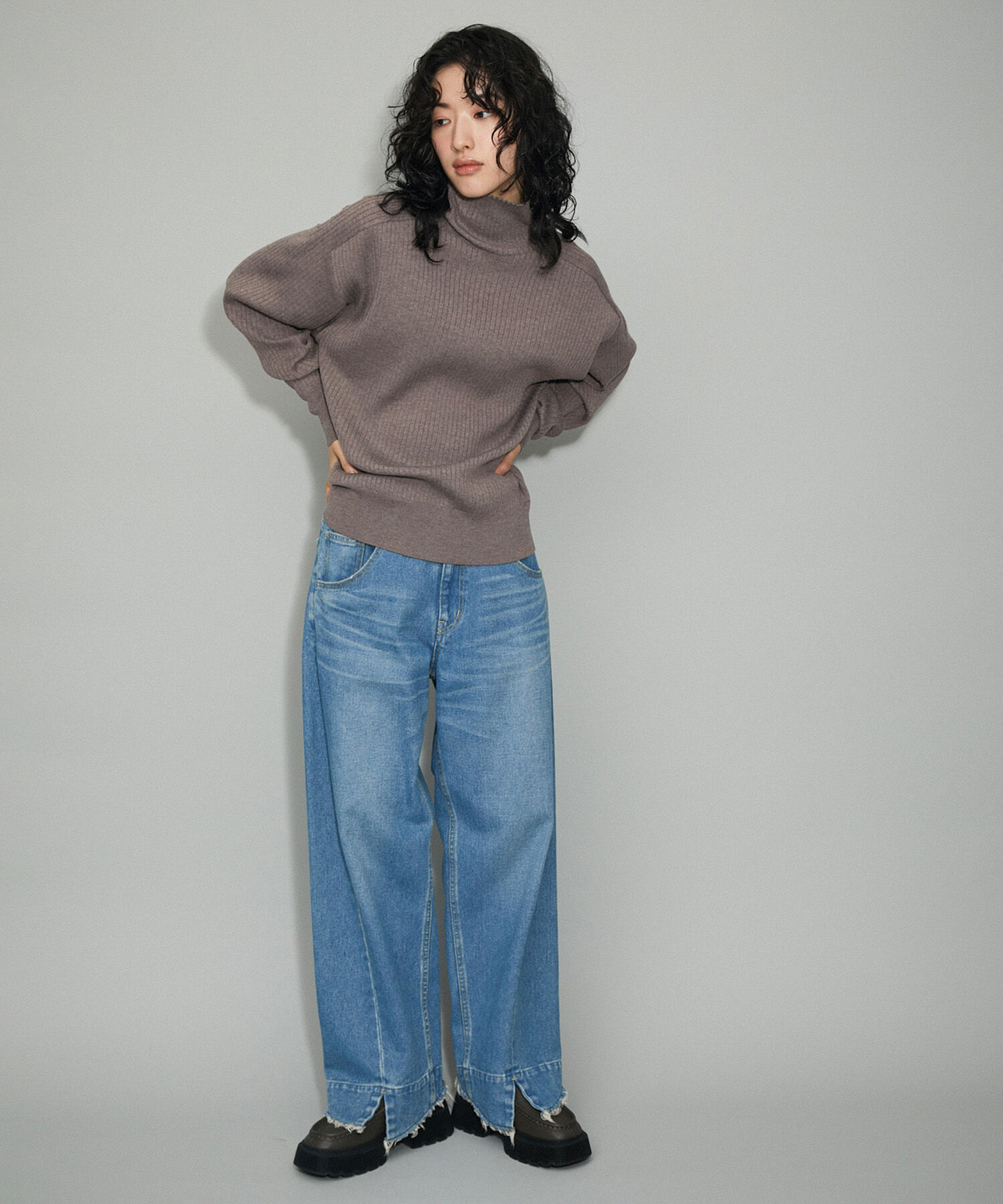 ADAM ET ROPE'「【WEB限定】WOOL混リブタートルニット」|ニット・セーター|