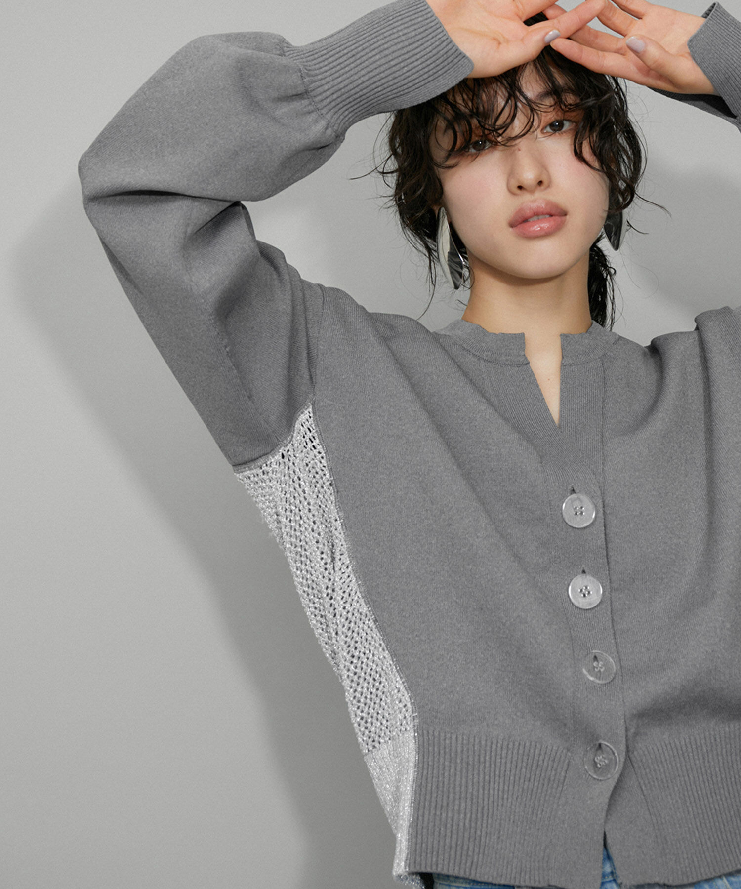 ADAM ET ROPE'「【WEB限定・サステナブル】ラメメッシュカーディガン」|カーディガン|グレー系(09)