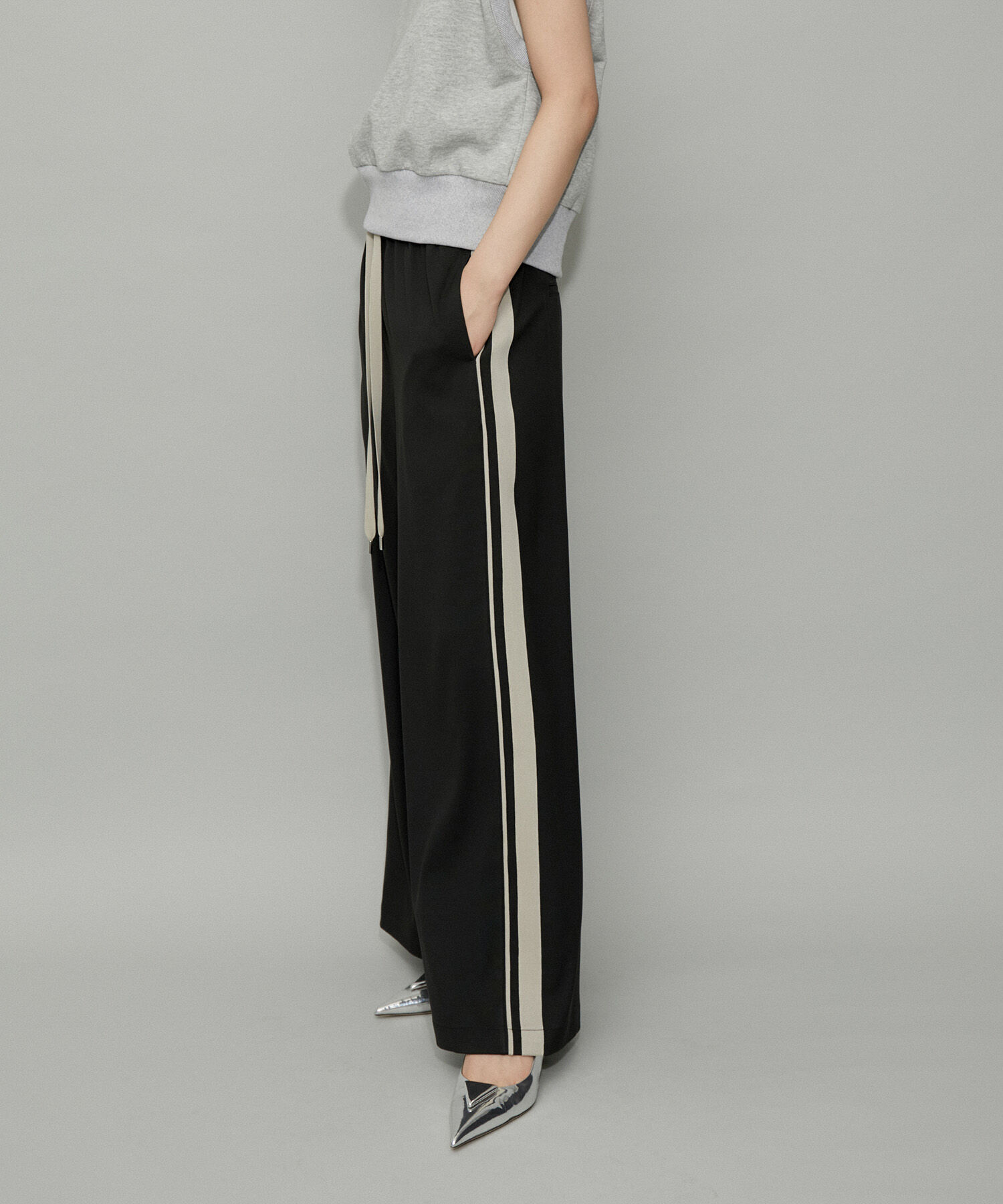 ADAM ET ROPE'「【再入荷・WEB限定・サステナブル・接触冷感・防シワ】サイドラインパンツ」|その他|