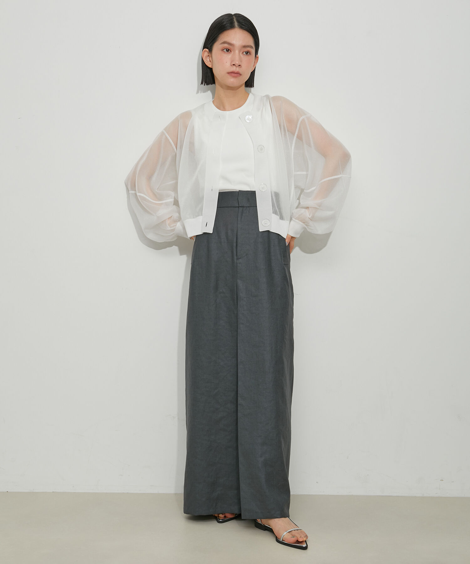 ADAM ET ROPE'「【接触冷感・洗える】カップ付きアシンメトリーカッティングタンク」|タンクトップ|