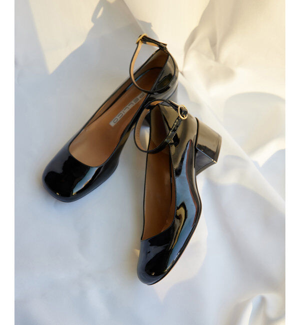  「【PELLICO】チャンキーヒールアンクルストラップパンプス」|パンプス|ブラック