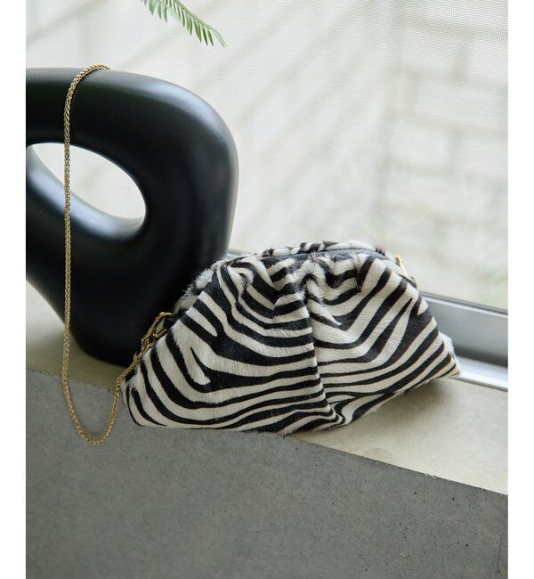  「【INNUE】ZebraチェーンクラッチBAG」|トートバッグ|ブラック