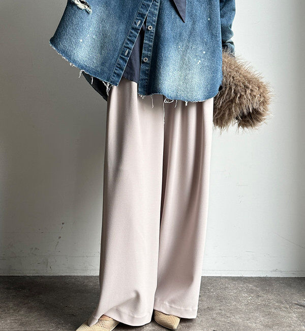  「ボンディングジョーゼットタックワイドパンツ」|チノ|