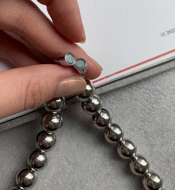  「シルバーボールマグネットネックレス」|ネックレス|