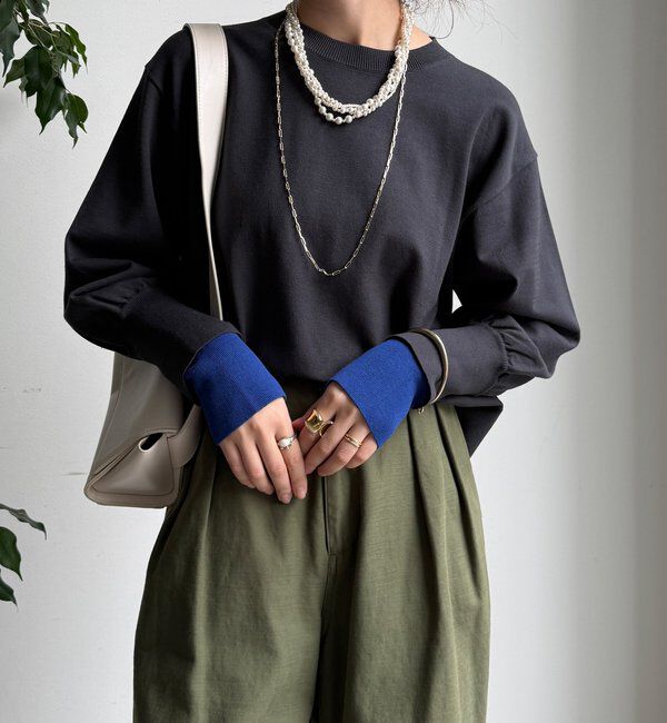  「【WEB限定】袖カラー配色ニットトップス」|ニット・セーター|チャコールグレー