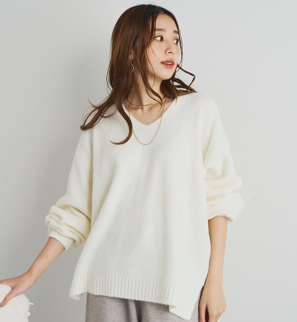  「《人気アイテム・柔らかく軽い着心地》ヤクライクVネックニット」|ニット・セーター|