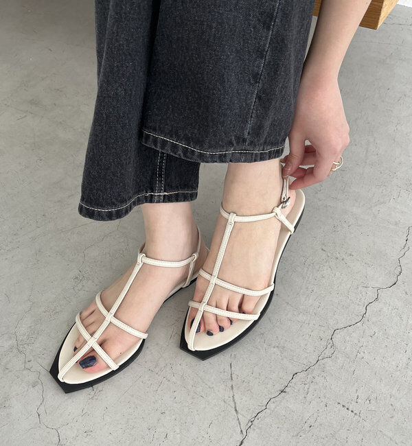  「Tストラップフラットサンダル」|サンダル|