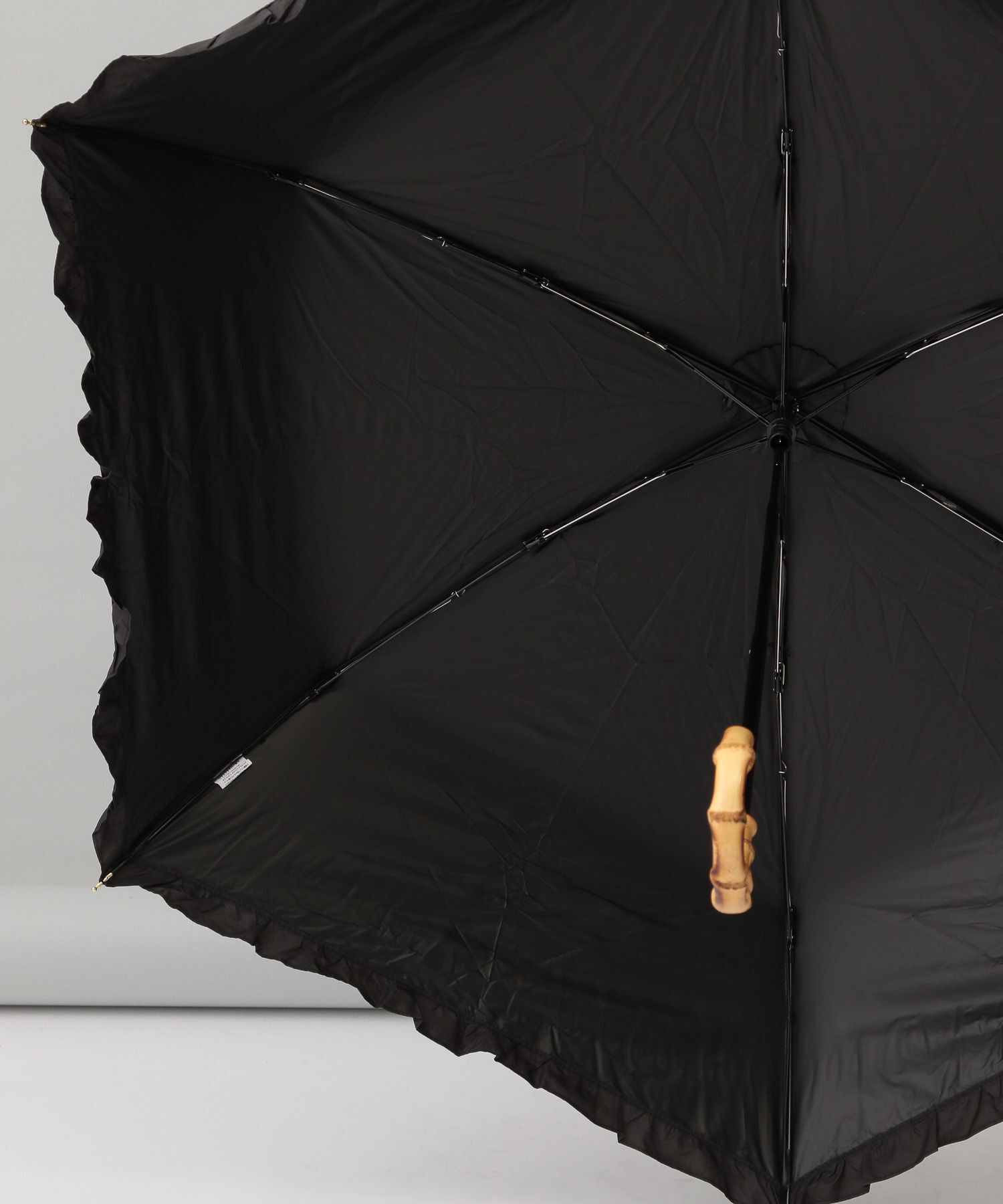 A part by 「【UVカット・遮光率99.99%以上、晴雨兼用】バンブーフリルオリタタミカサ」|傘|