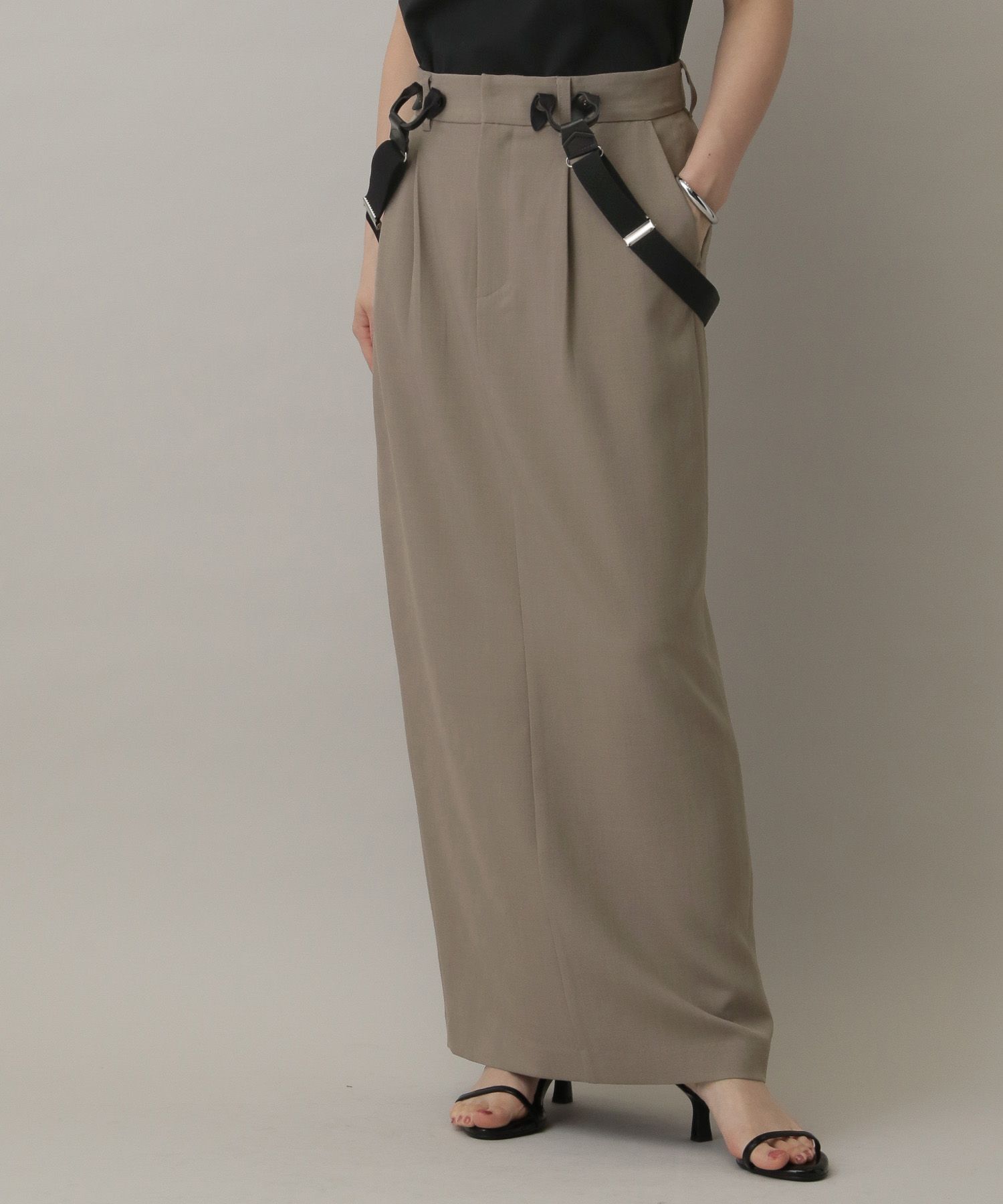 A part by 「サスツキロングスカート」|タイト|