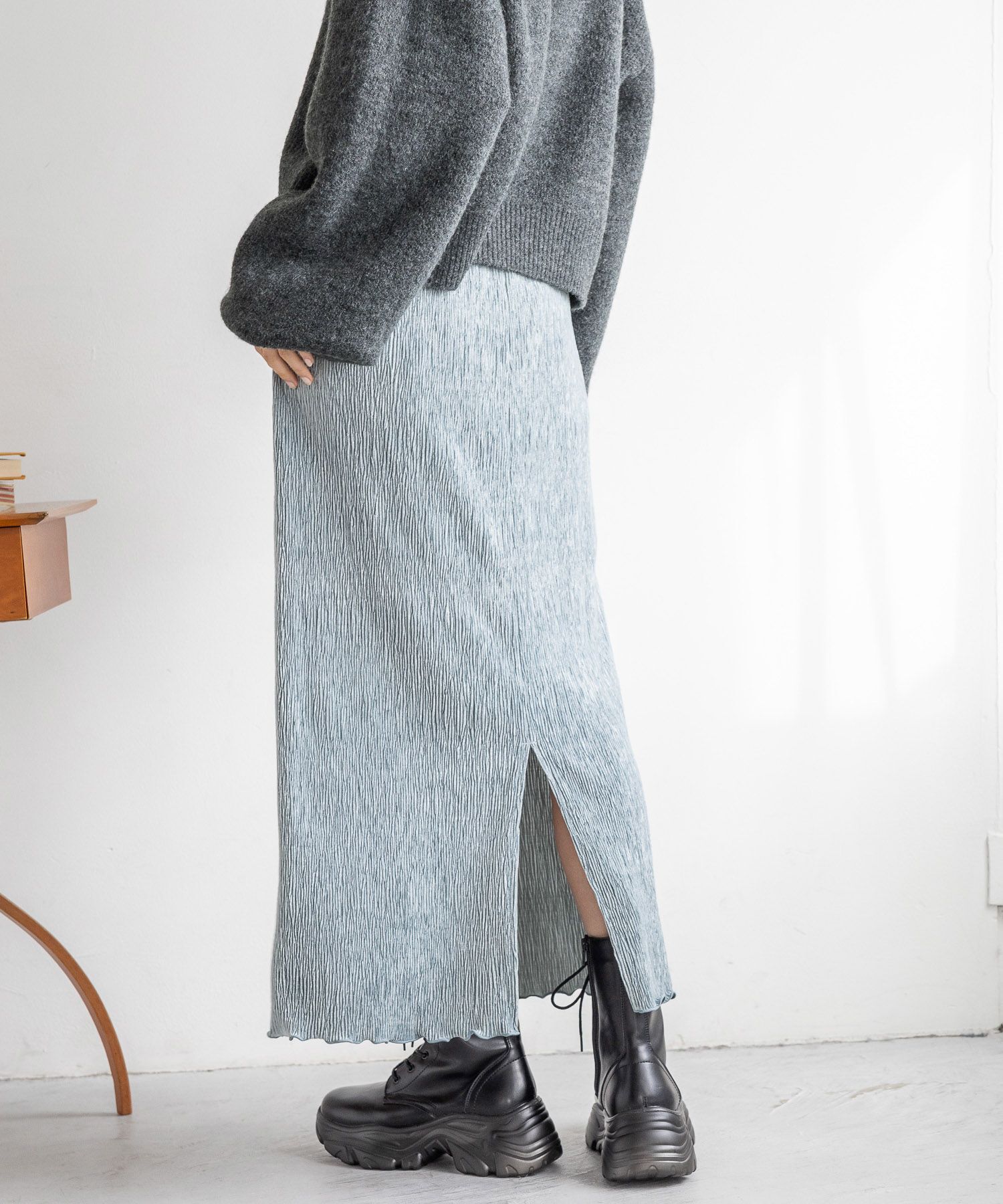 LOWRYS FARM「シャイニーベロアタイトスカート」|スカート|