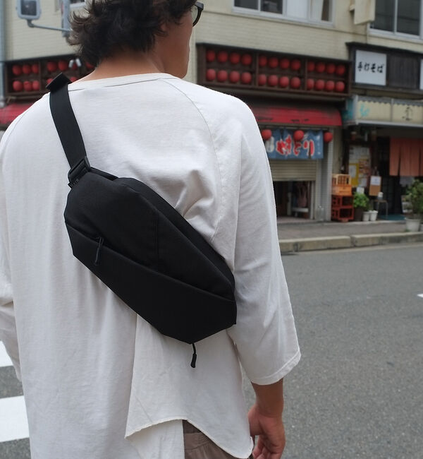ABAHOUSE「【NoiR / ノアール】撥水加工 ボディバッグ Flask shoulder（」|その他|
