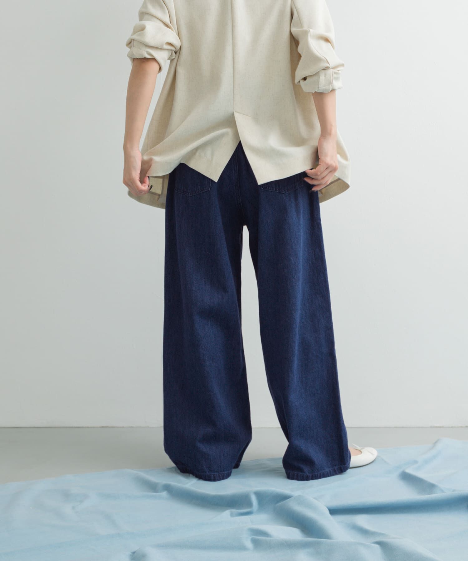 URBAN RESEARCH DOORS「Denim Tuck Wide Pants」|デニム|