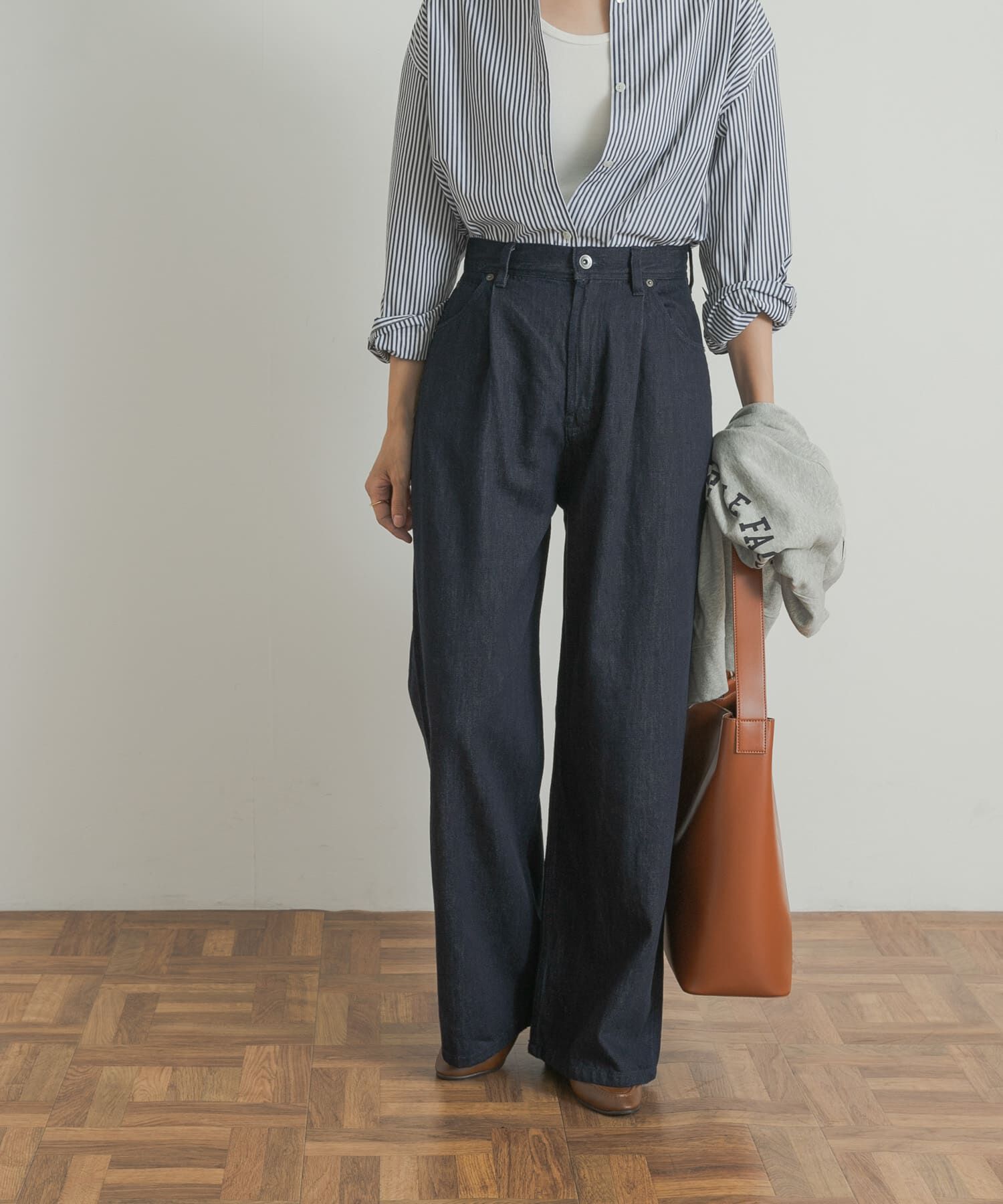 URBAN RESEARCH DOORS「Denim Tuck Wide Pants」|デニム|