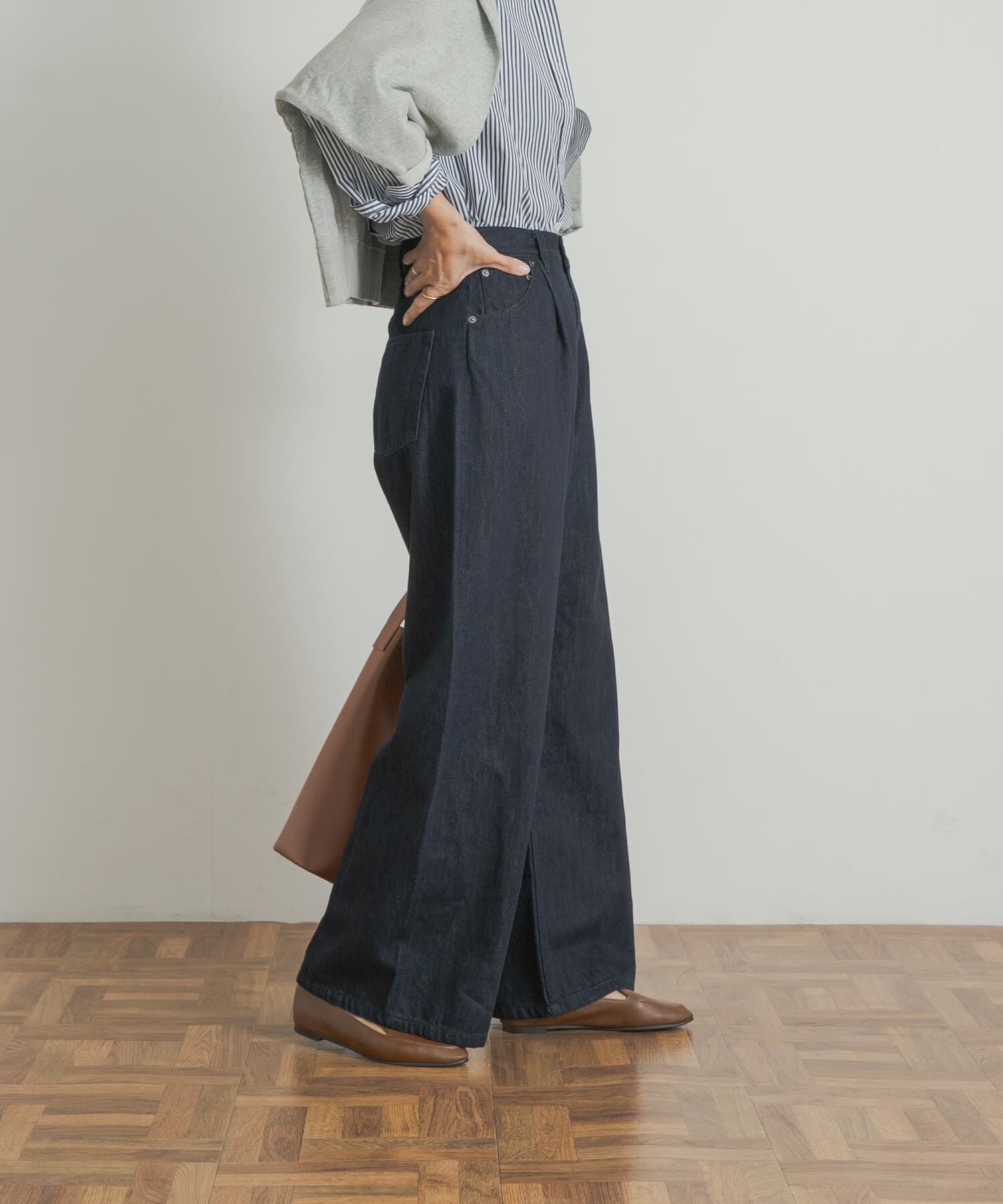URBAN RESEARCH DOORS「Denim Tuck Wide Pants」|デニム|