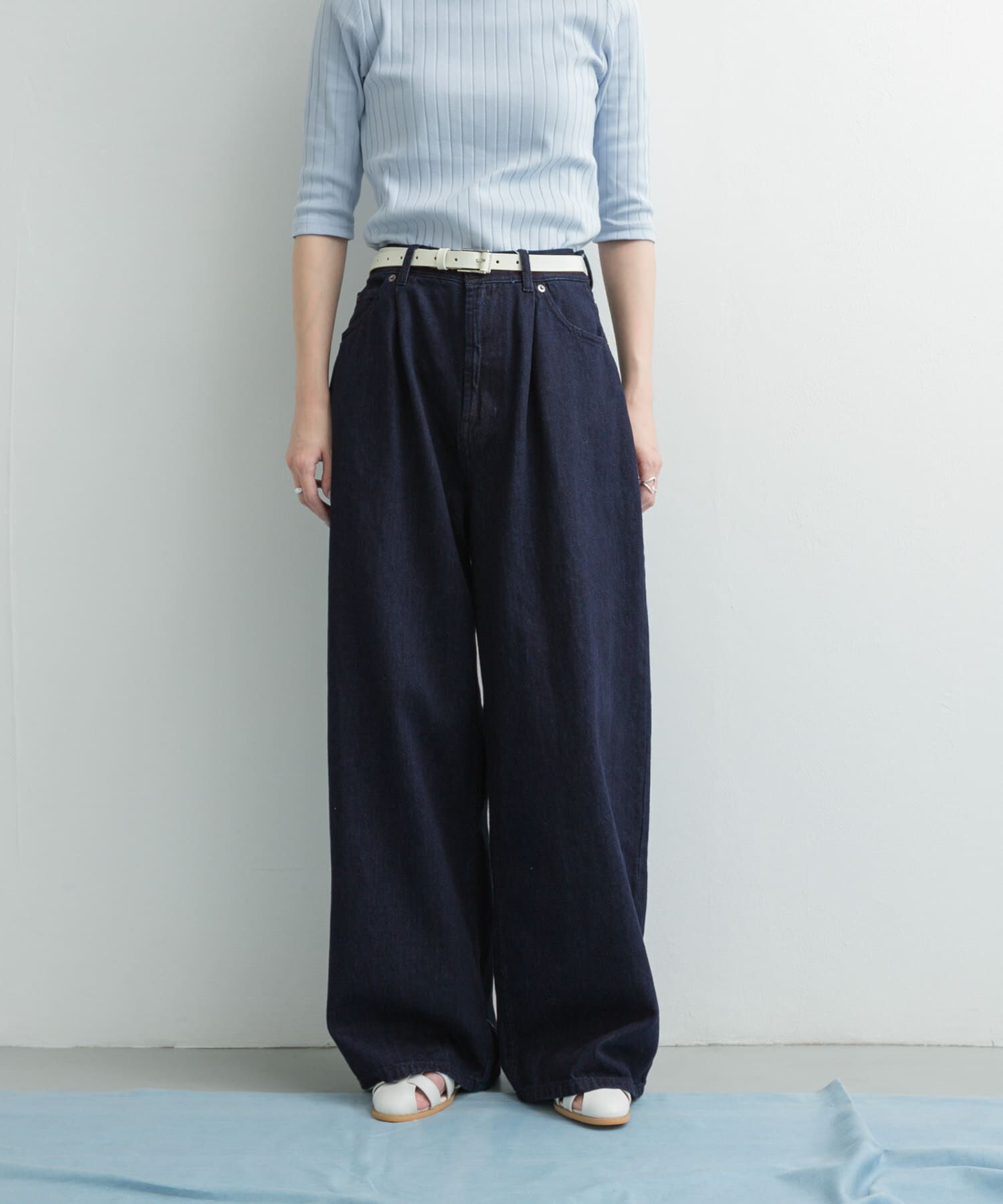 URBAN RESEARCH DOORS「Denim Tuck Wide Pants」|デニム|
