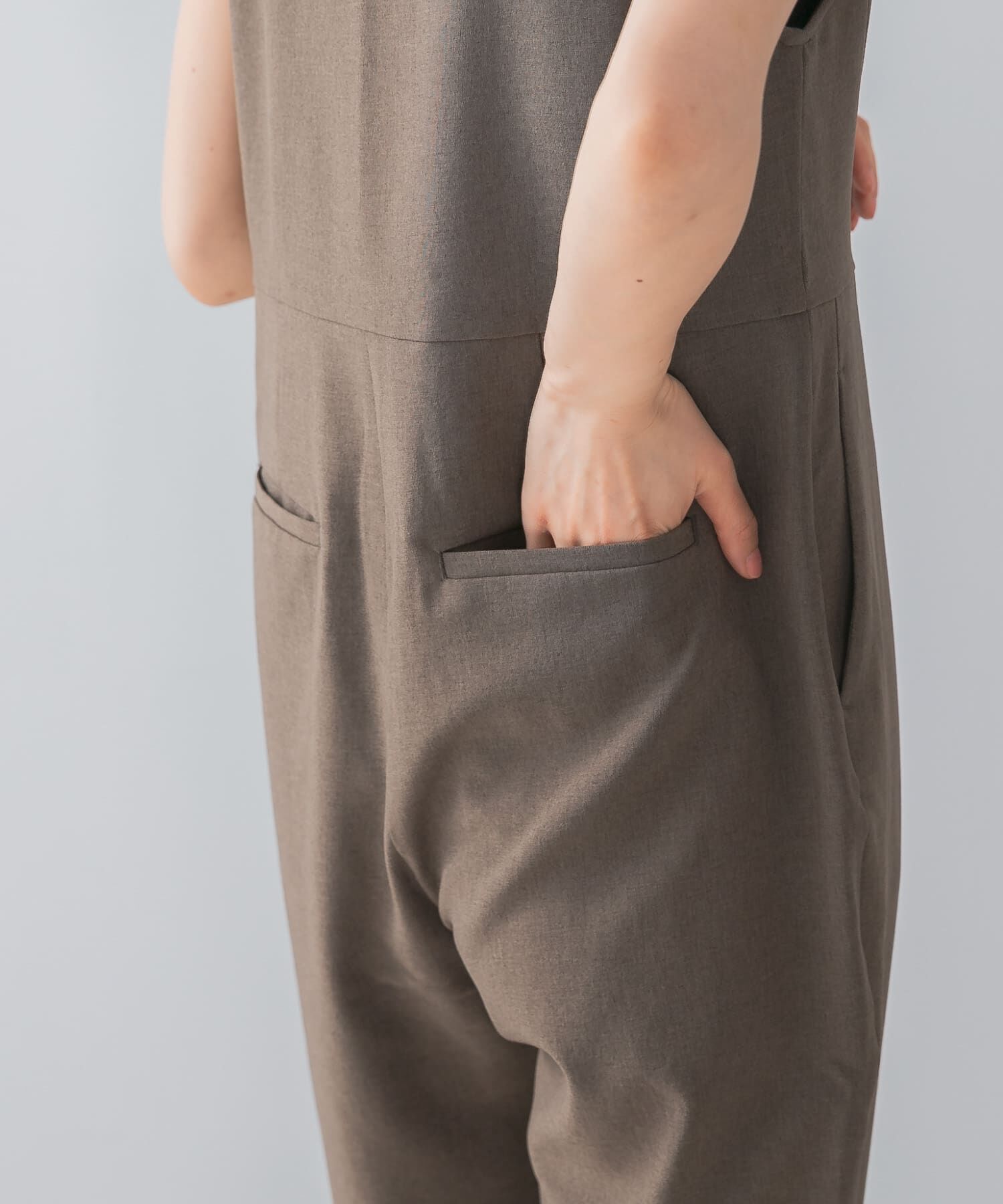 URBAN RESEARCH ROSSO「『UR TECH DRYLUXE』F by ROSSO　オープンカラーオールインワン」|スカート|