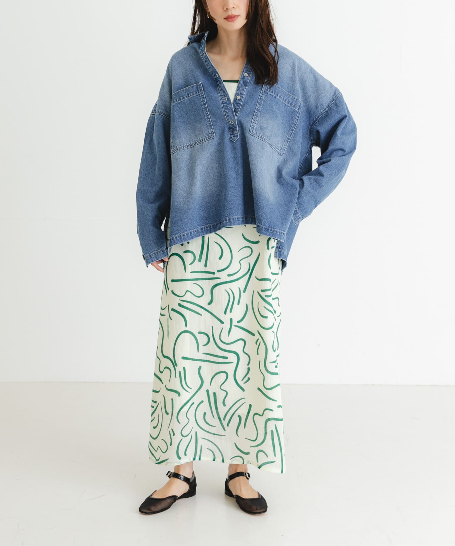 URBAN RESEARCH「『イージーケア』ドローイングアートプリントワンピース」|ワンピース|グリーン