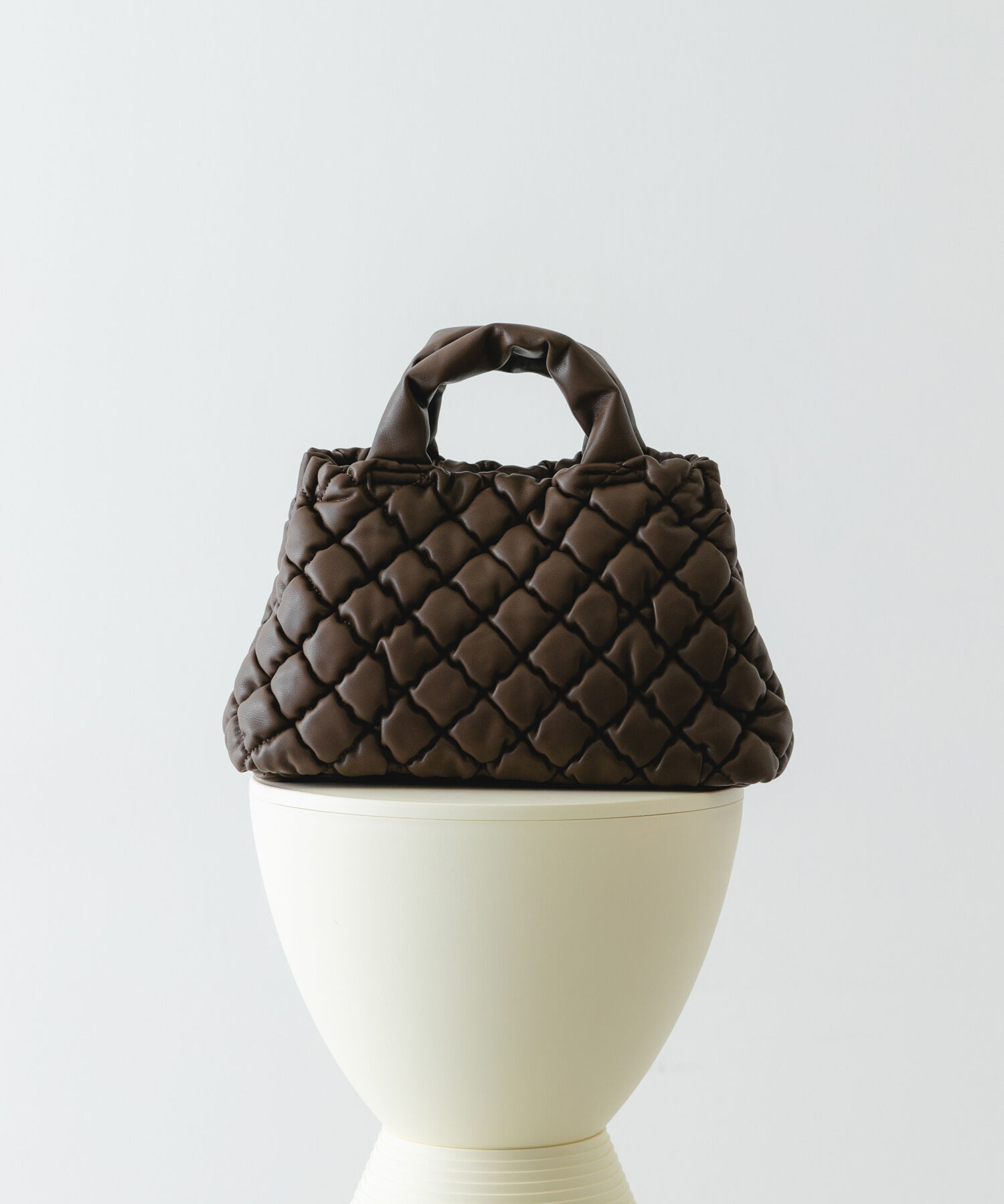 RODE SKO「テープショルダーキルティングミニバッグ」|ハンドバッグ|ダークブラウン