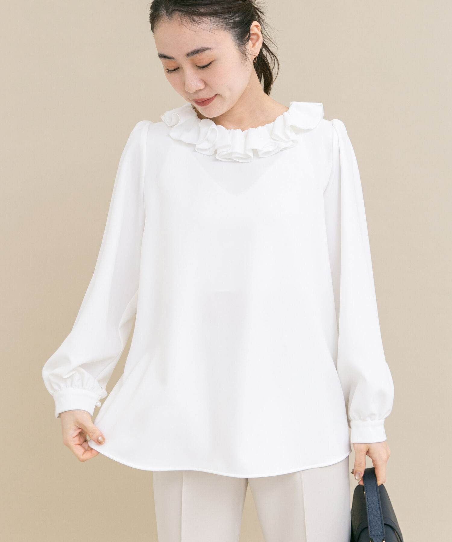 URBAN RESEARCH ROSSO「『WEB限定』コサージュカラー2WAYブラウス」|シャツ・ブラウス|