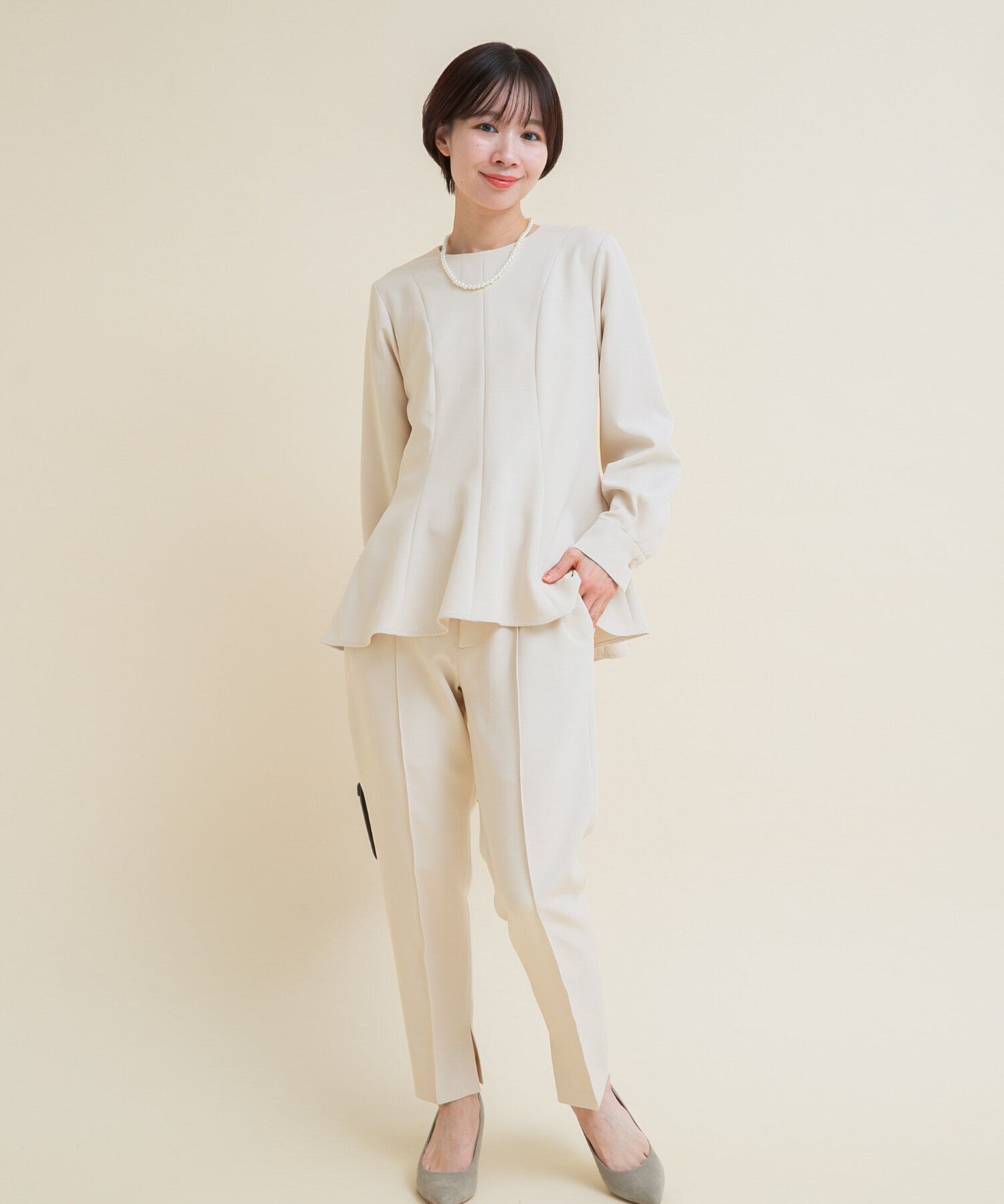 URBAN RESEARCH ROSSO「『WEB/一部店舗限定』『SHORT/TALLｻｲｽﾞあり』ﾍﾟﾌﾟﾗﾑﾌﾞﾗｳｽ+ﾃ 」|ワンピース|ホワイト系その他