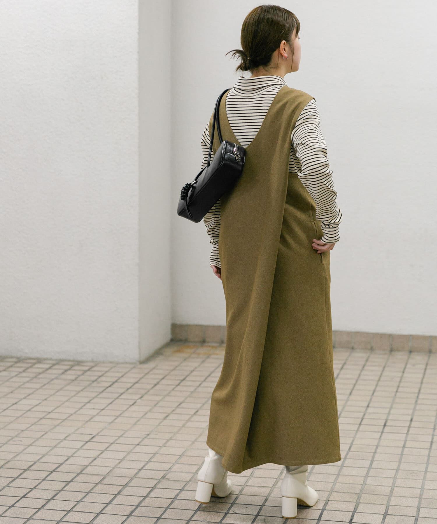  「『2サイズ展開』BACKクロスジャンパースカート」|ワンピース|キャメル