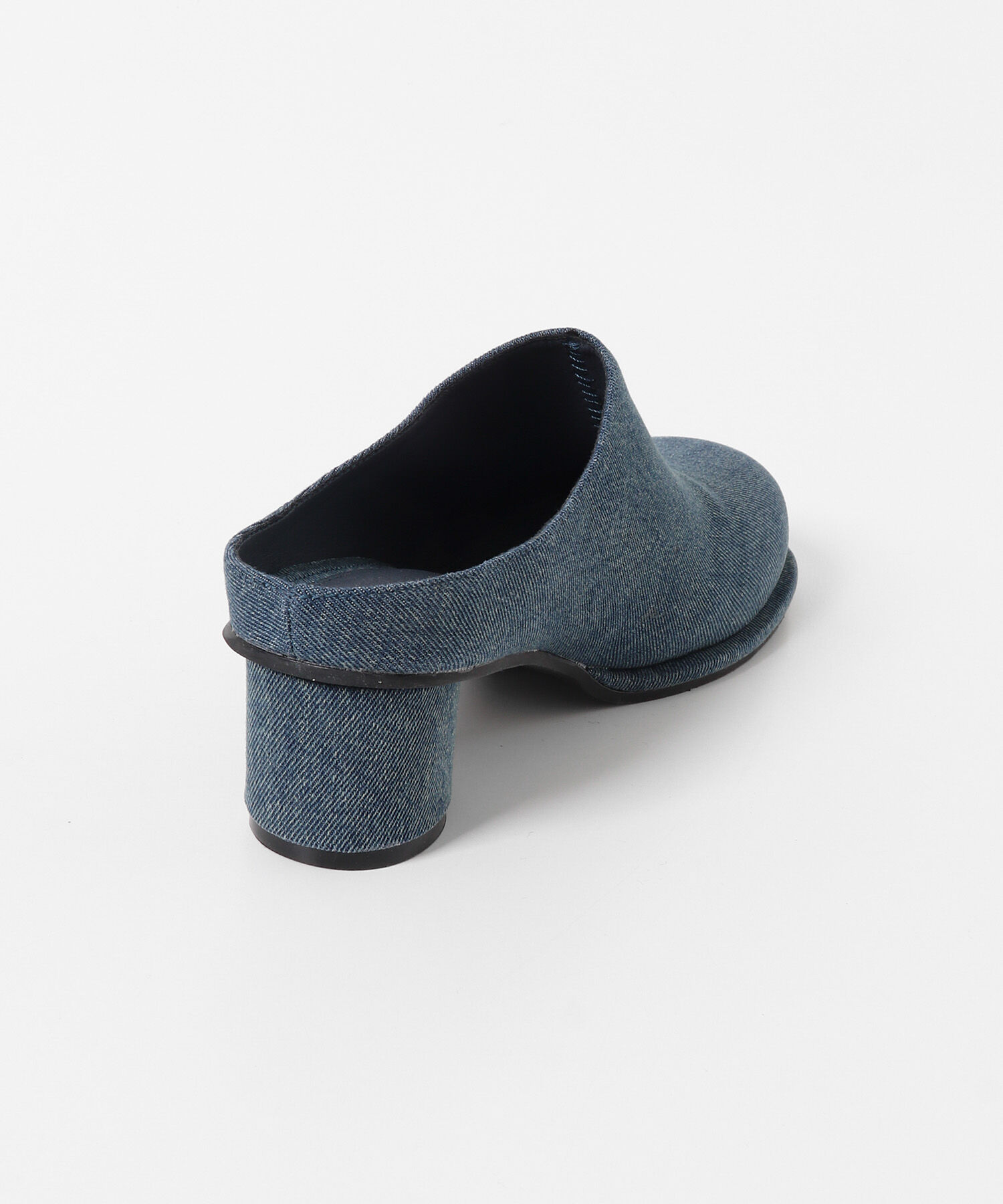  「プランプトゥサボミュール」|サンダル|