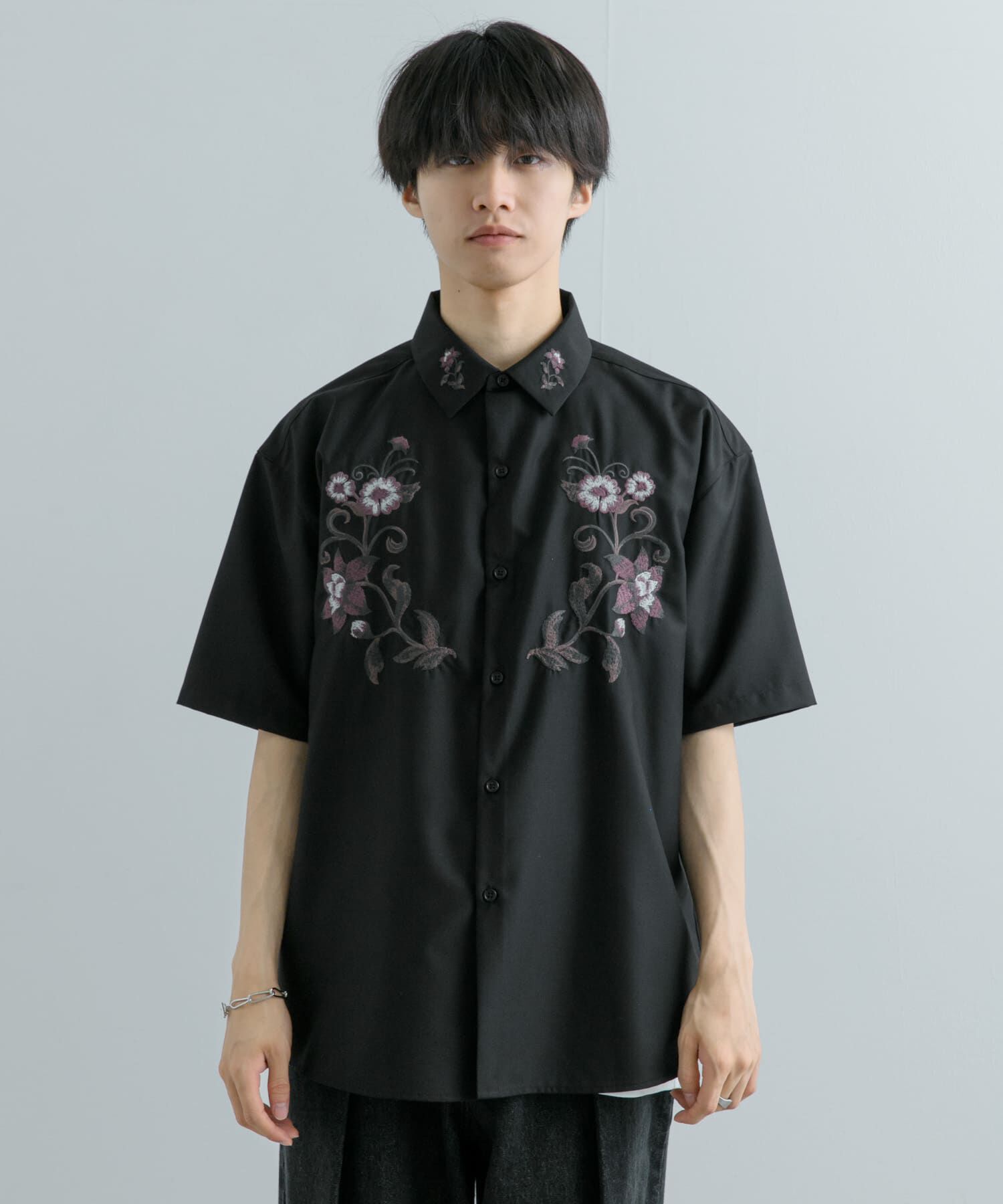 SENSE OF PLACE by URBAN RESEARCH「ボタニカルシシュウシャツ(5分袖)」|シャツ・ブラウス|