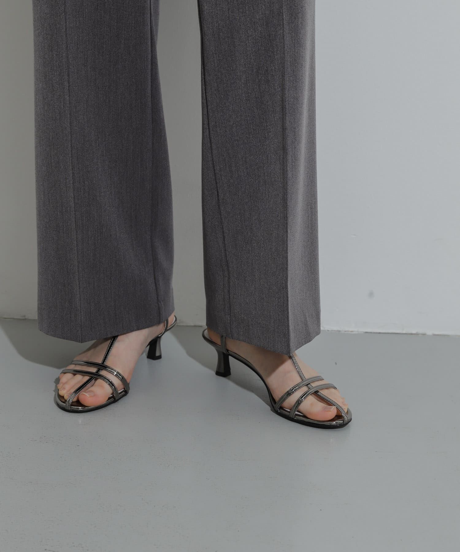 SENSE OF PLACE by URBAN RESEARCH「エナメルストラップサンダル」|サンダル|