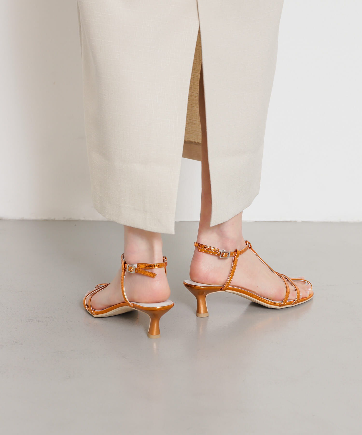 SENSE OF PLACE by URBAN RESEARCH「エナメルストラップサンダル」|サンダル|