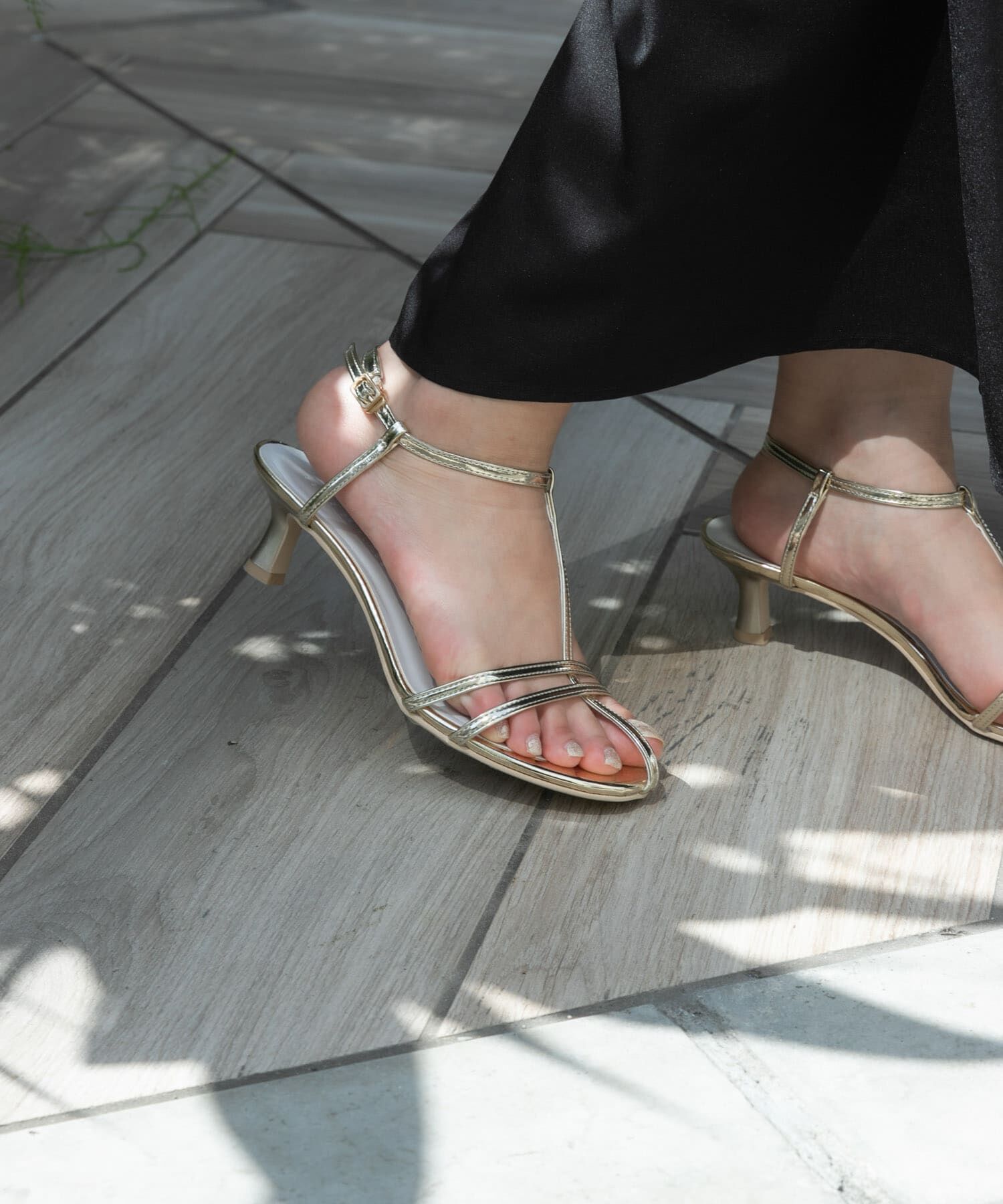 SENSE OF PLACE by URBAN RESEARCH「エナメルストラップサンダル」|サンダル|