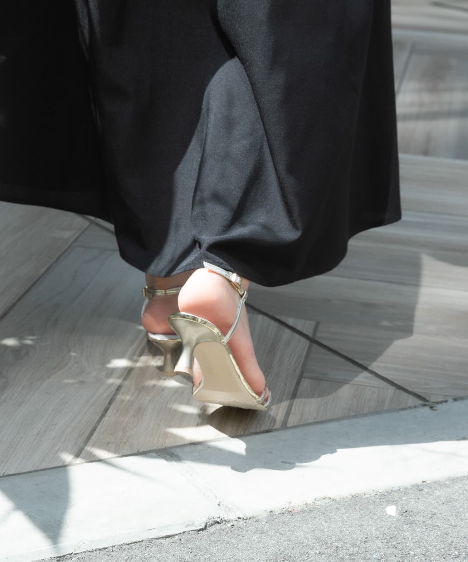 SENSE OF PLACE by URBAN RESEARCH「エナメルストラップサンダル」|サンダル|