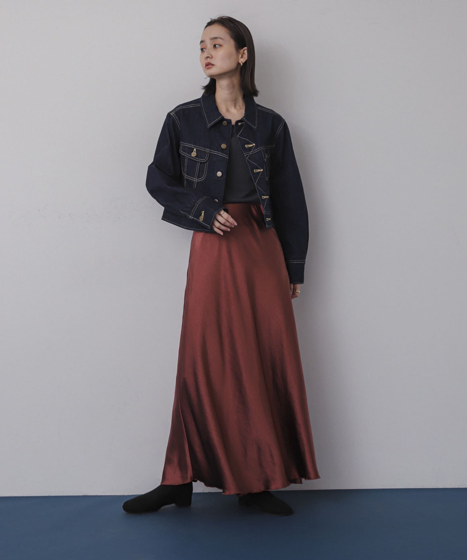 SENSE OF PLACE by URBAN RESEARCH「『WEB/一部店舗限定サイズ』ナローサテンスカート」|スカート|