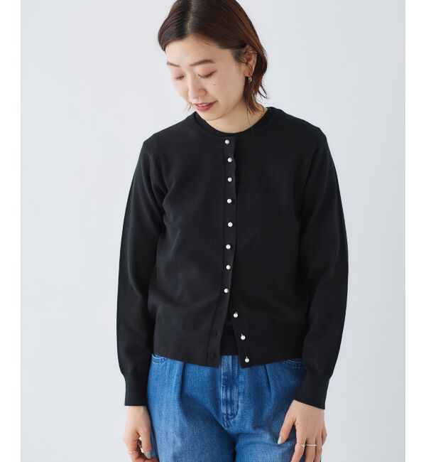 le.coeur blanc「《手洗い可能》パールボタンアイレットクルーカーディガン」|カーディガン|