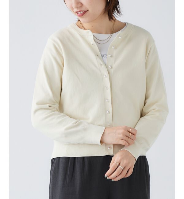 le.coeur blanc「《手洗い可能》パールボタンアイレットクルーカーディガン」|カーディガン|