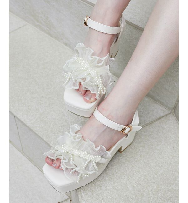  「パールリボンフリルボリュームサンダル」|サンダル|アイボリー
