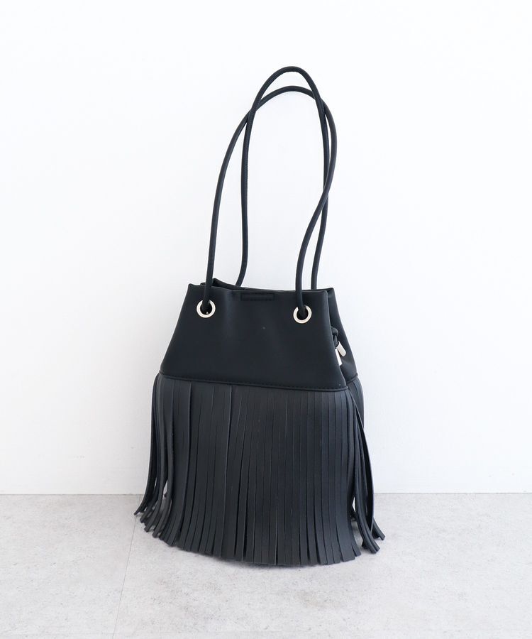 armonia「andmikka.フリンジ巾着ショルダーバッグ」|ショルダー・メッセンジャー|Black