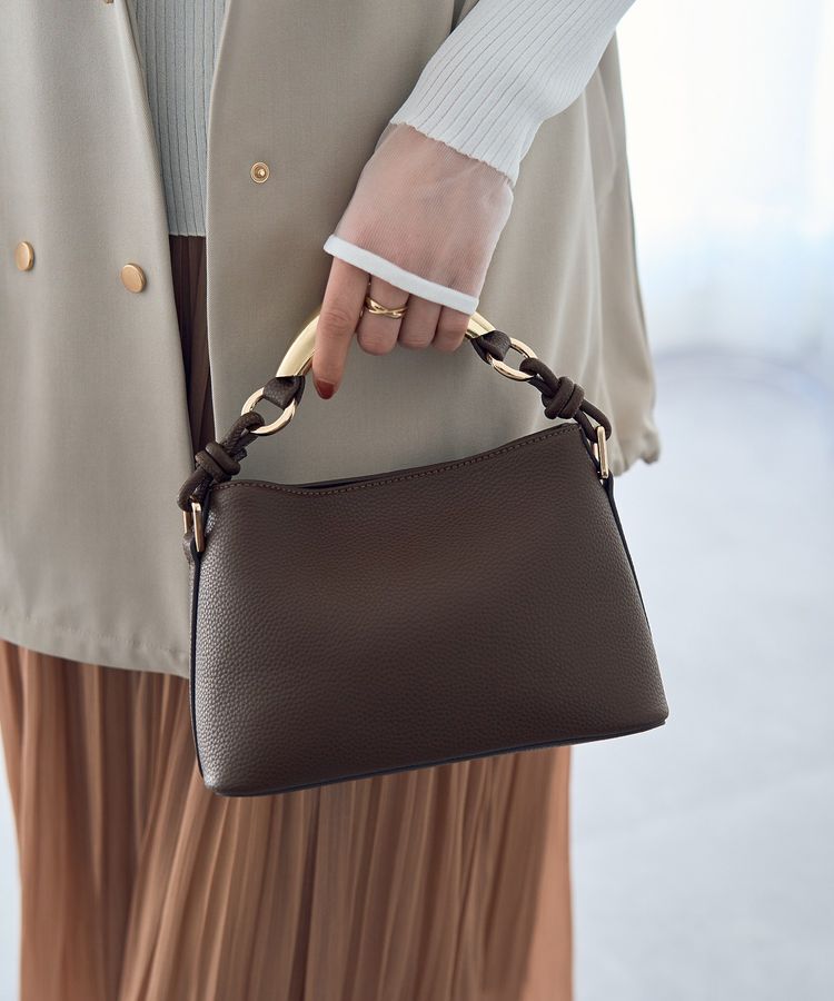 YECCA VECCA「【LE VERNIS】Sculpture boxy bag」|ハンドバッグ|Brown