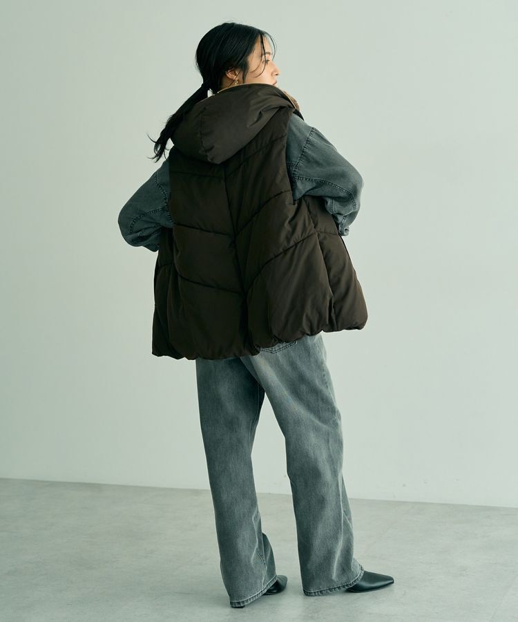 YECCA VECCA「中綿フーディージレ」|ブルゾン・スタジャン|