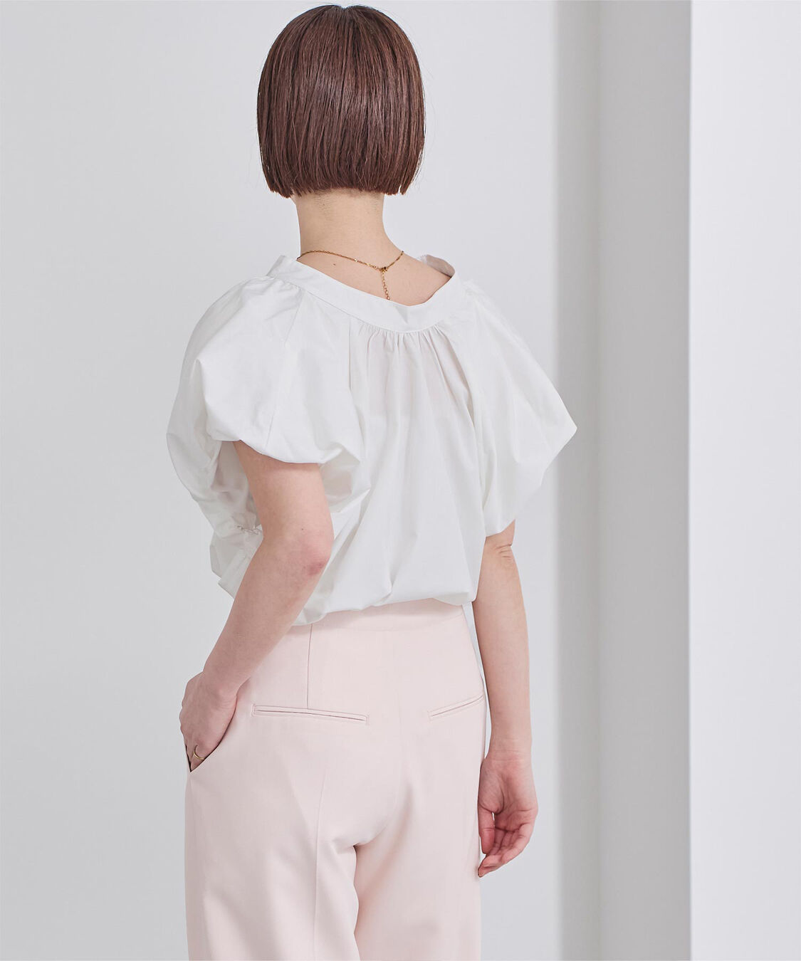 ur's「バルーンデザインキーネックブラウス」|シャツ・ブラウス|