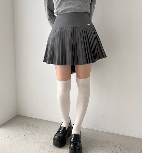  「【WEB限定リバイバル】プレート付きプリーツミニスカート」|スカート|
