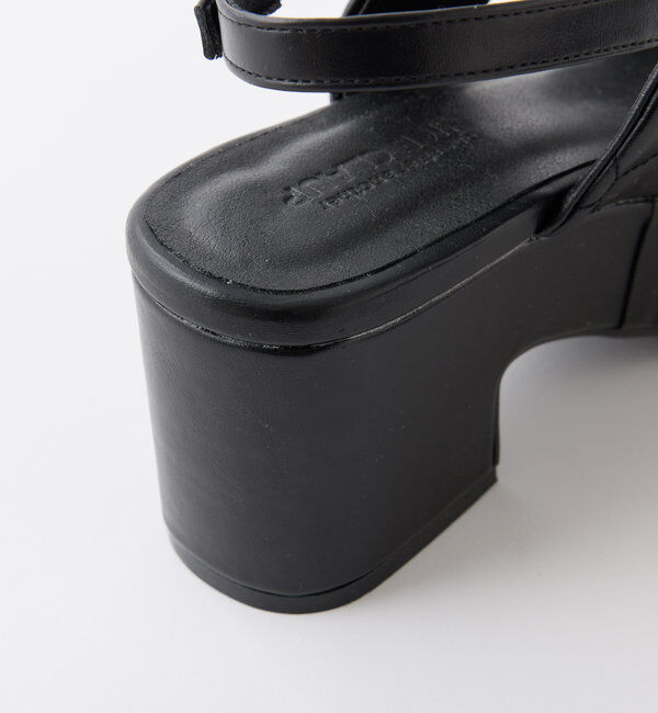  「【前田大翔さんyoutubeセレクトアイテム】ビジュースタッズキルトサンダル」|その他|