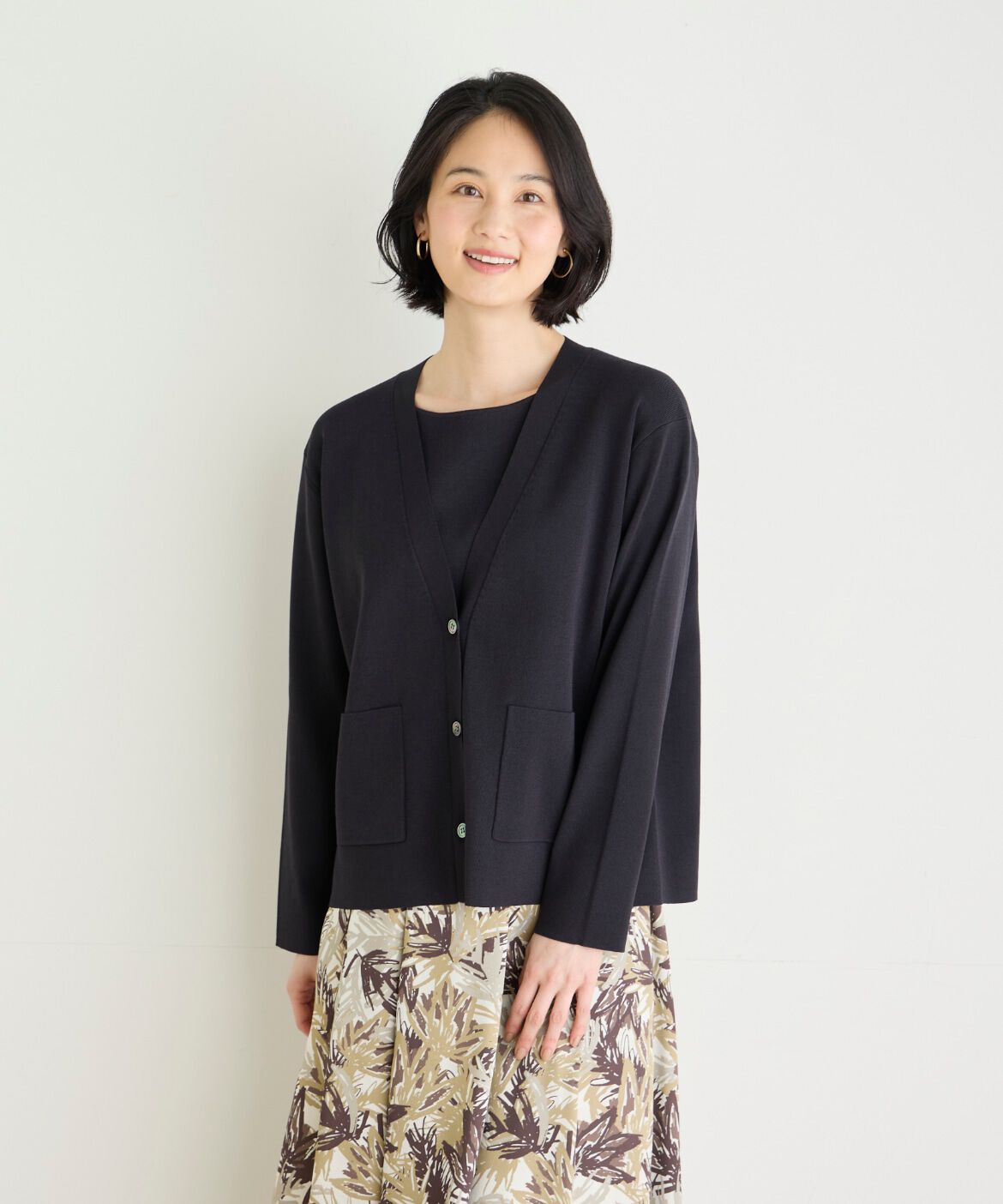 7-IDconcept.「《大きいサイズ》Vネックカーディガン」|カーディガン|