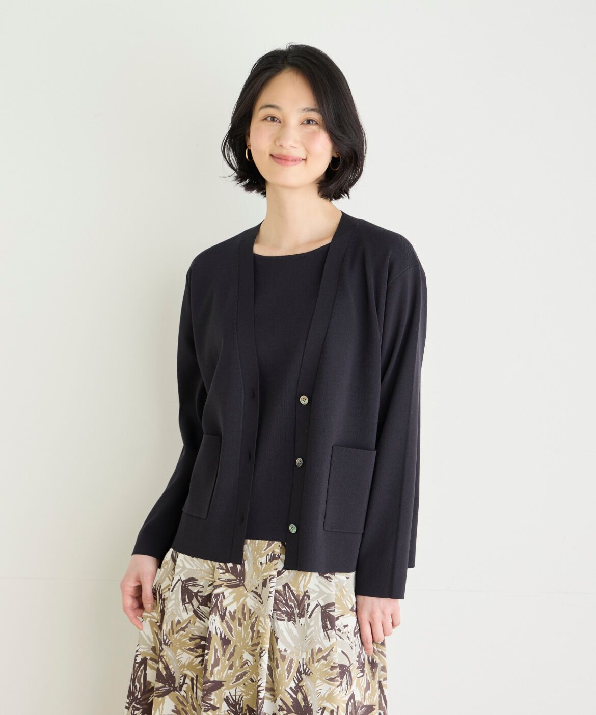 7-IDconcept.「《大きいサイズ》Vネックカーディガン」|カーディガン|ネイビー