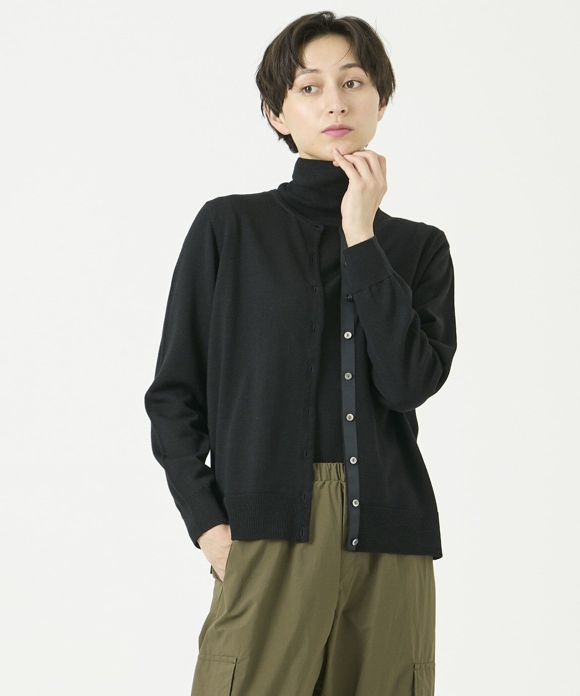 DAY by DAY it&rsquo;s international「ウォッシャブルウールクルーネックカーディガン《HARMONY》」|カーディガン|ブラック