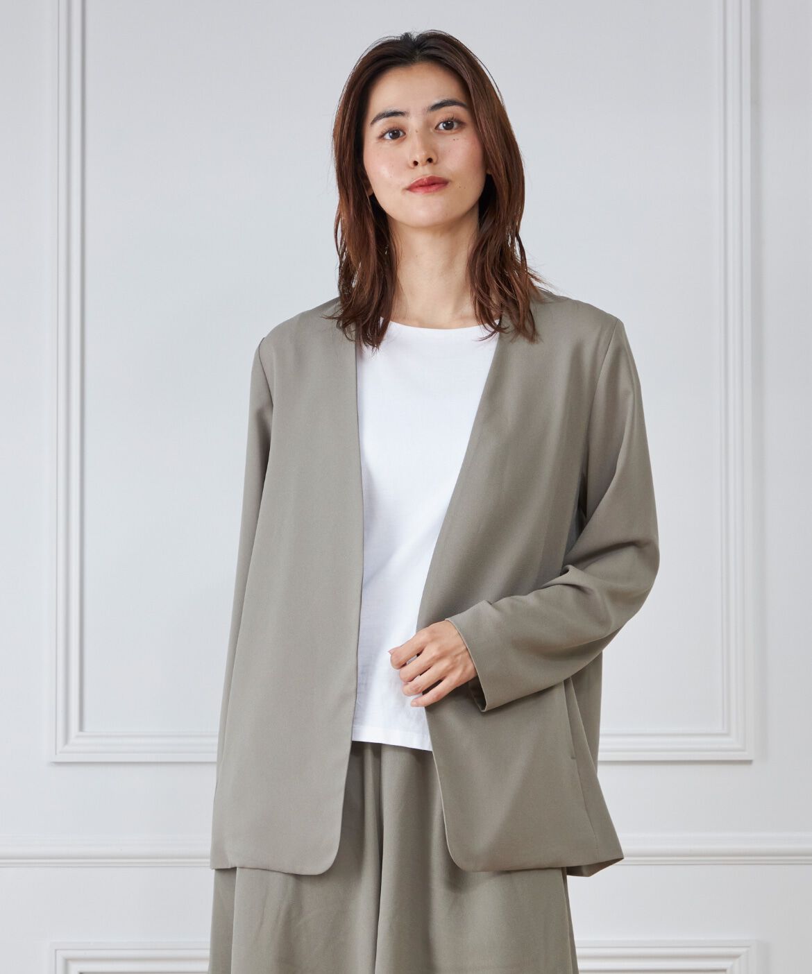 DAY by DAY it&rsquo;s international「ノーカラージャケット」|ノーカラージャケット|カーキ3