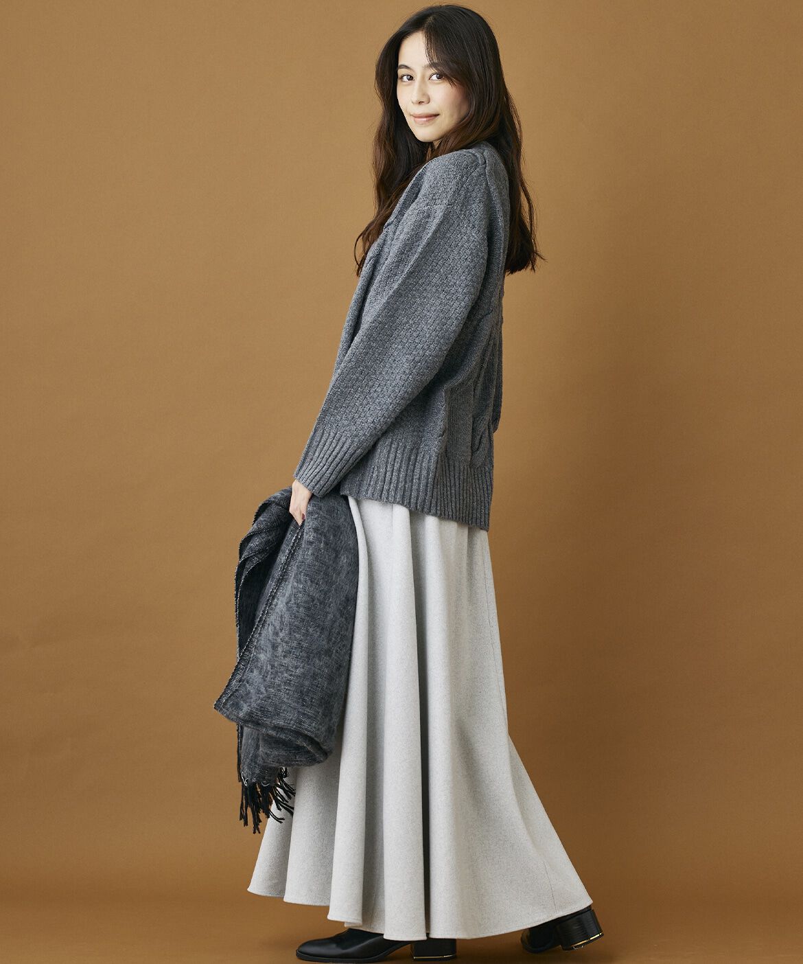 INED「《INED CLARO》ハンドウーヴンコットンアクリルショール」|ストール|