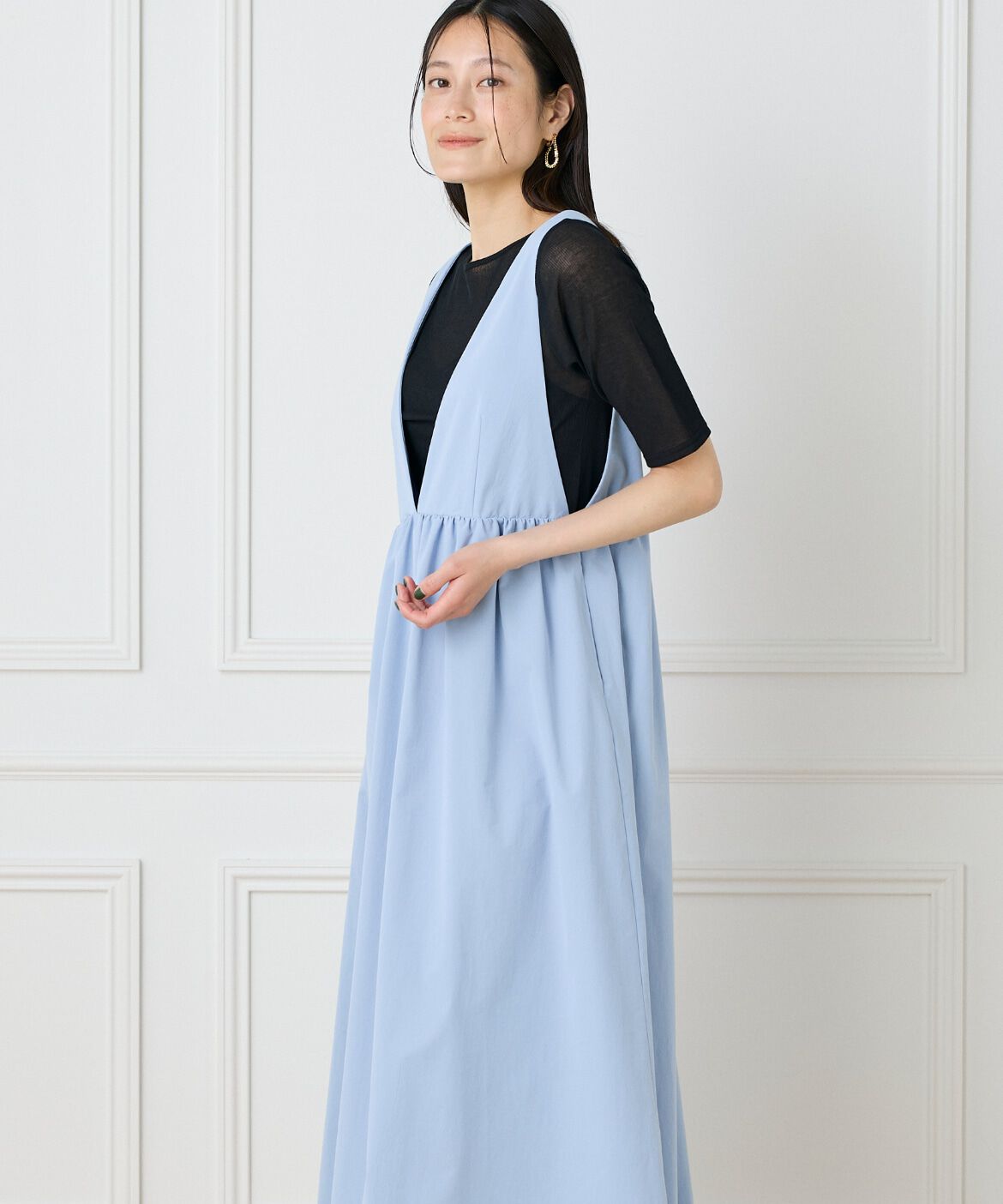 DAY by DAY it&rsquo;s international「Vラインワンピース」|ワンピース|